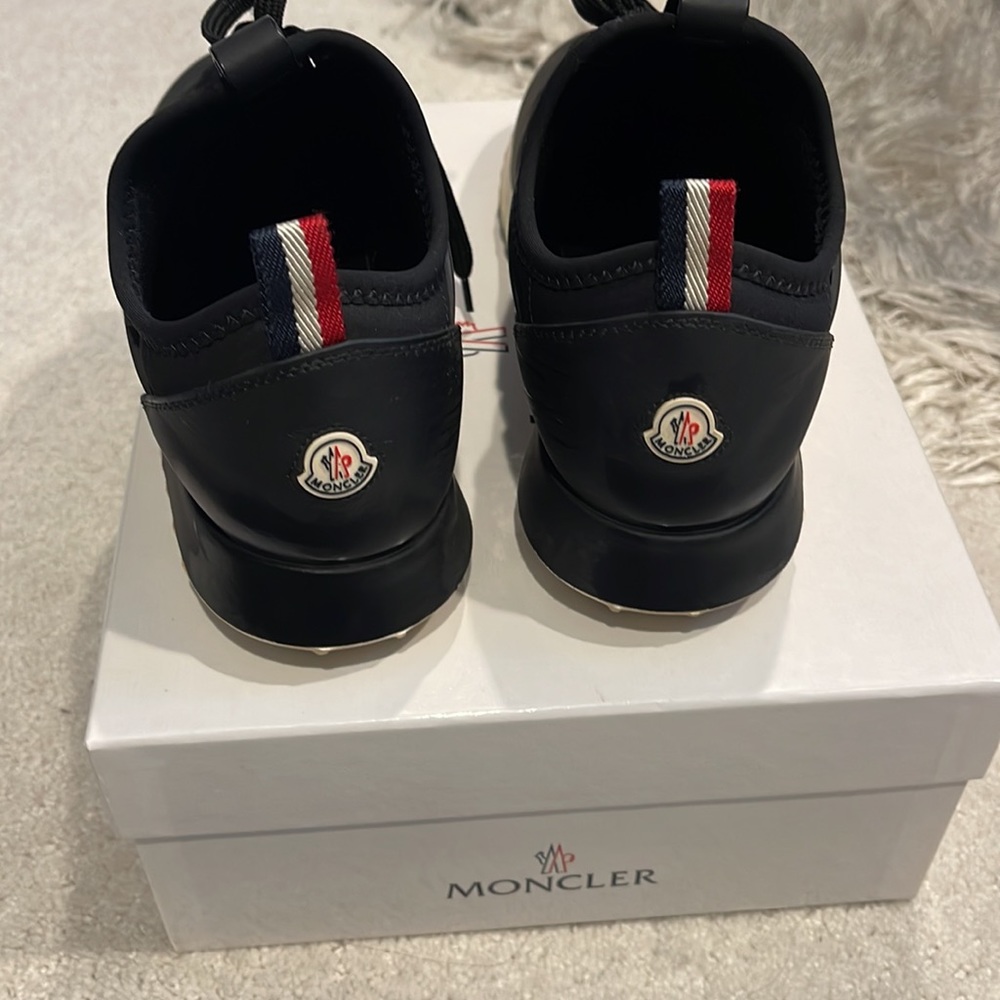 Moncler - Picture 4 of 7